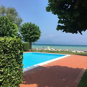 Lugana 17 , Sirmione Italia