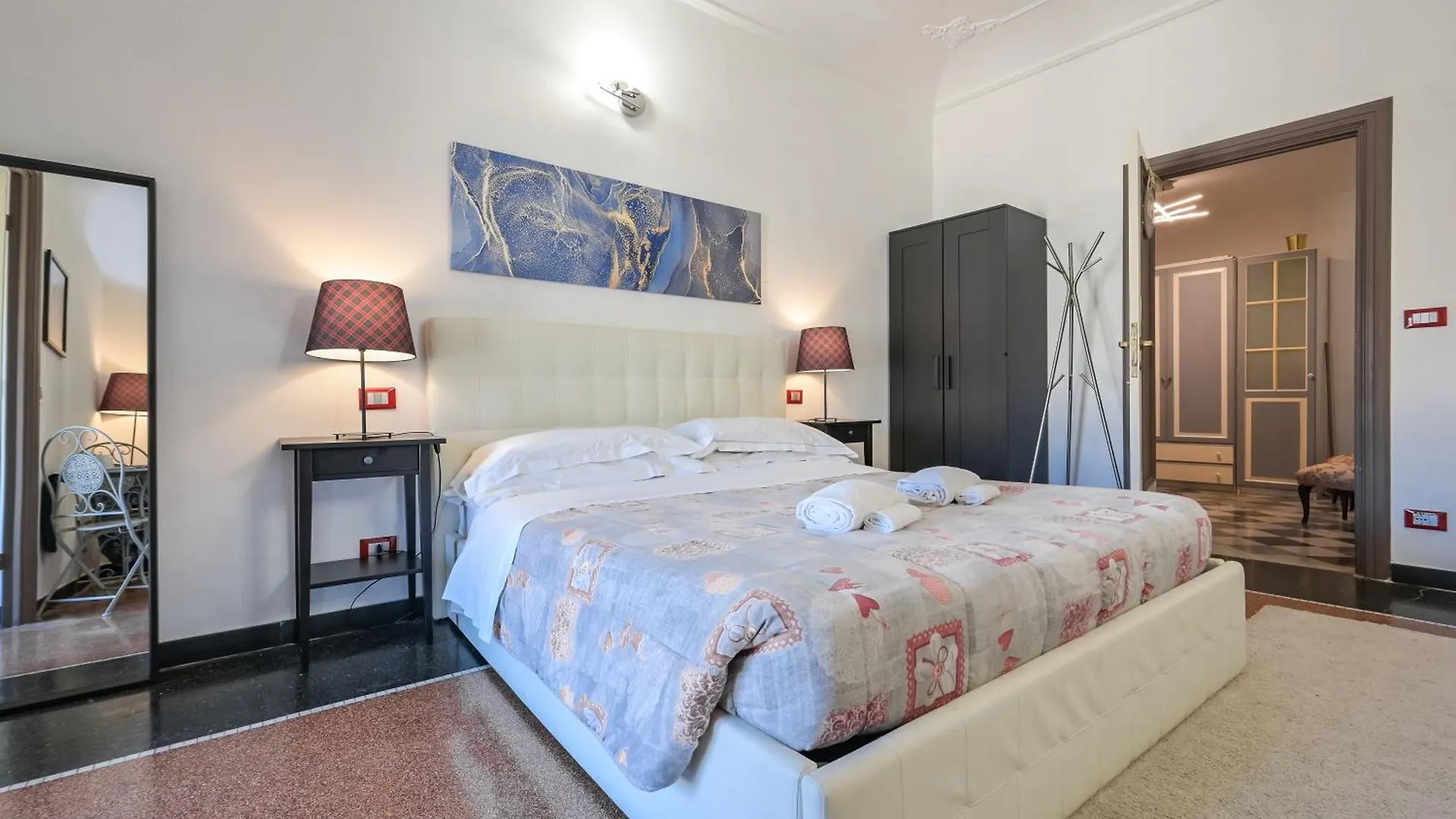 Lovely Room On Rooftops - Genovainrelax جنوة 0*,